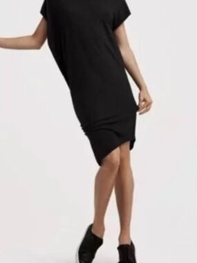 Kit And Ace Classic Black Short-Sleeve Asymetrical Dress